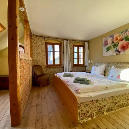 Fachwerkhof Klosterbuch * Leisnig